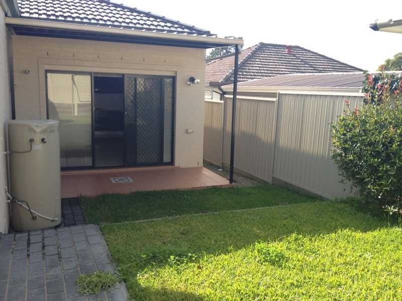 2a Arcadia St, Merrylands West NSW 2160