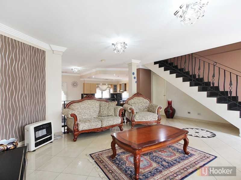 6 Rein Road, Greystanes NSW 2145