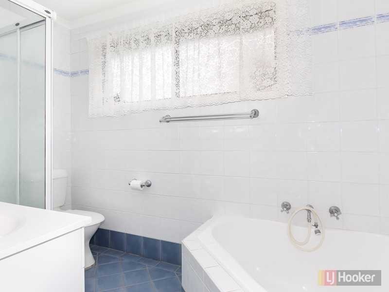 8 Taylor Street, Greystanes NSW 2145