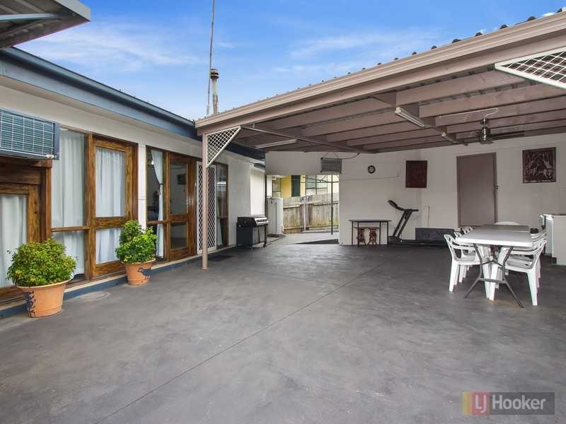 8 Taylor Street, Greystanes NSW 2145