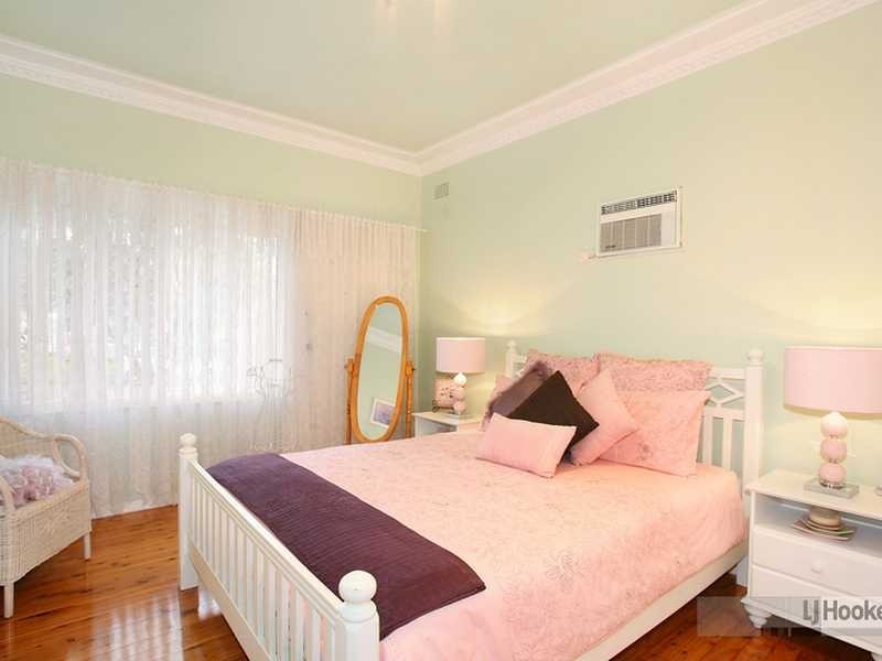 25 Lance Cres, Greystanes NSW 2145