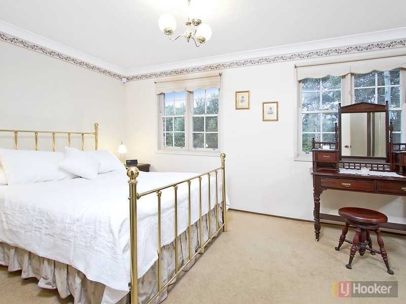 25 Cameron Crt, Merrylands West NSW 2160