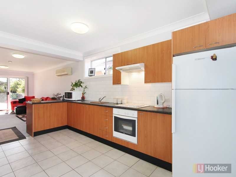 12 Bowral St, Greystanes NSW 2145