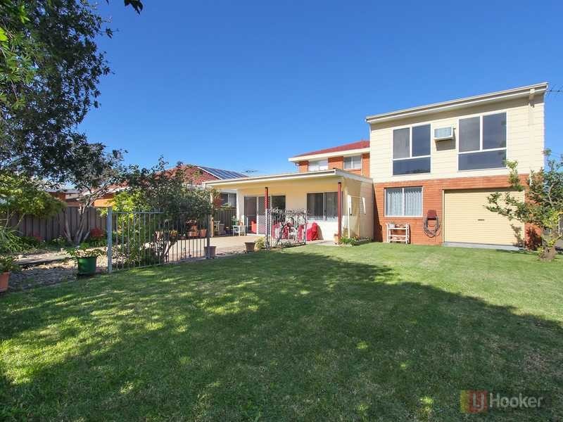 12 Bowral St, Greystanes NSW 2145