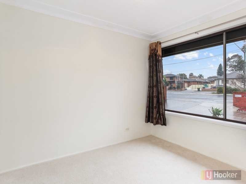 19 Jersey Rd, Greystanes NSW 2145