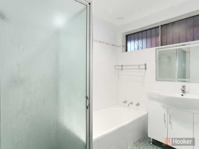 19 Jersey Rd, Greystanes NSW 2145