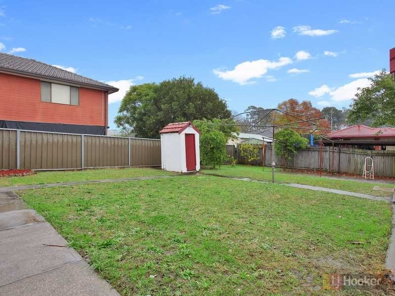 19 Jersey Rd, Greystanes NSW 2145