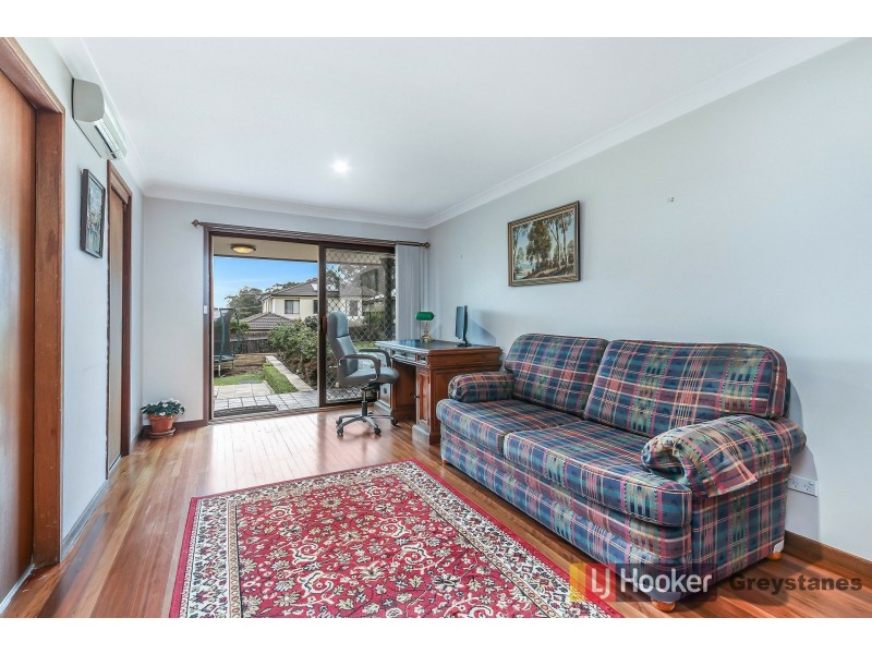 12 Azalea St, Greystanes NSW 2145