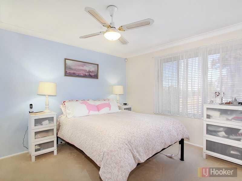 13 Nemesia St, Greystanes NSW 2145