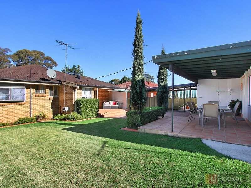 13 Nemesia St, Greystanes NSW 2145