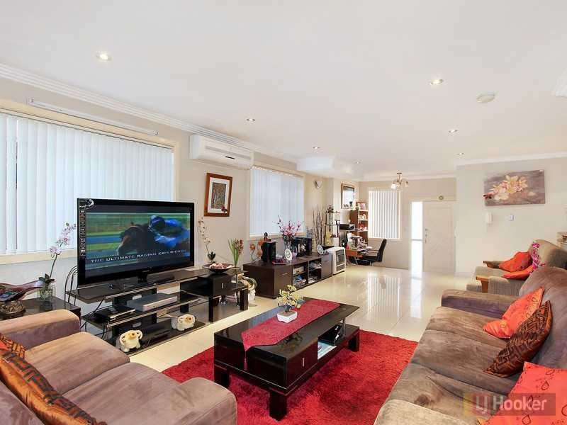 163 Cumberland Rd, Greystanes NSW 2145