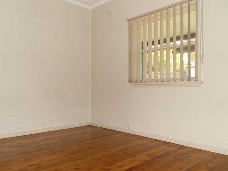 67 Runyon Ave, Greystanes NSW 2145