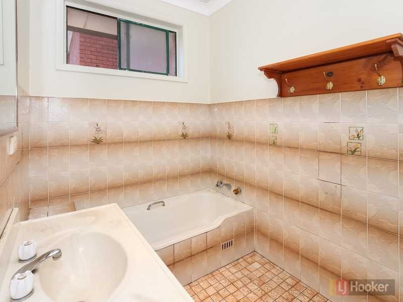 58 Casino Rd, Greystanes NSW 2145