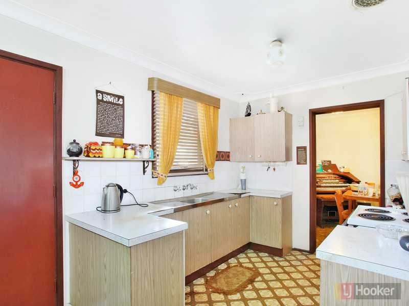 88 Damien Ave, Greystanes NSW 2145