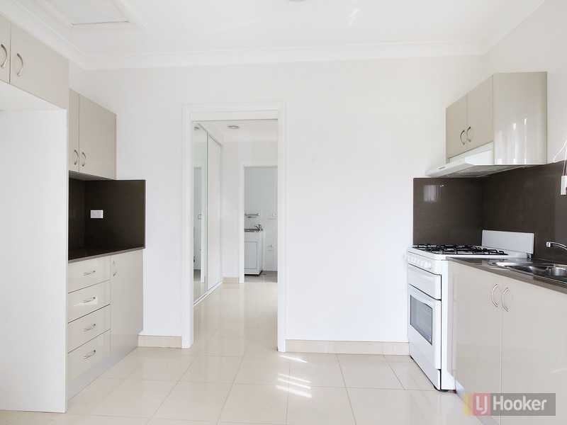 80 Cumberland Rd, Greystanes NSW 2145