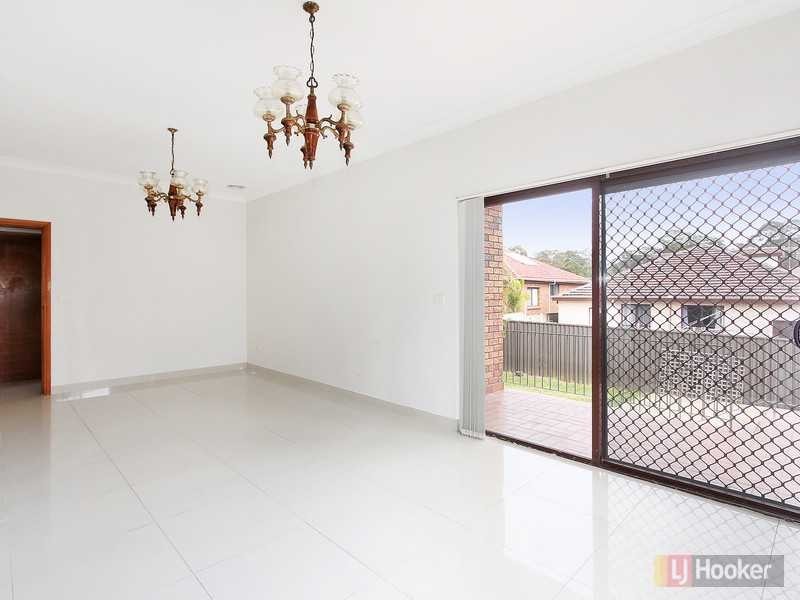 80 Cumberland Rd, Greystanes NSW 2145