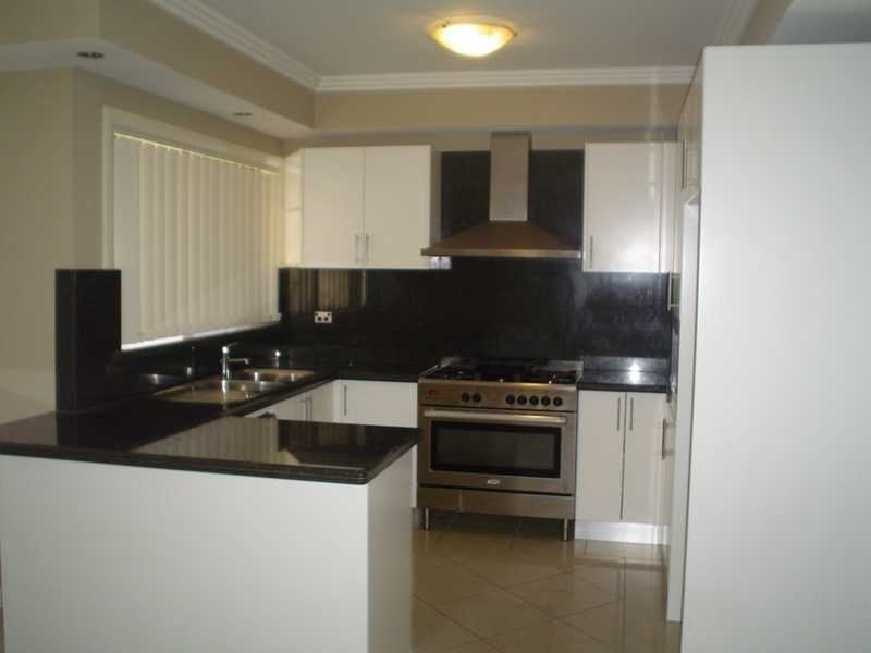 33 Pearson Street, South Wentworthville NSW 2145