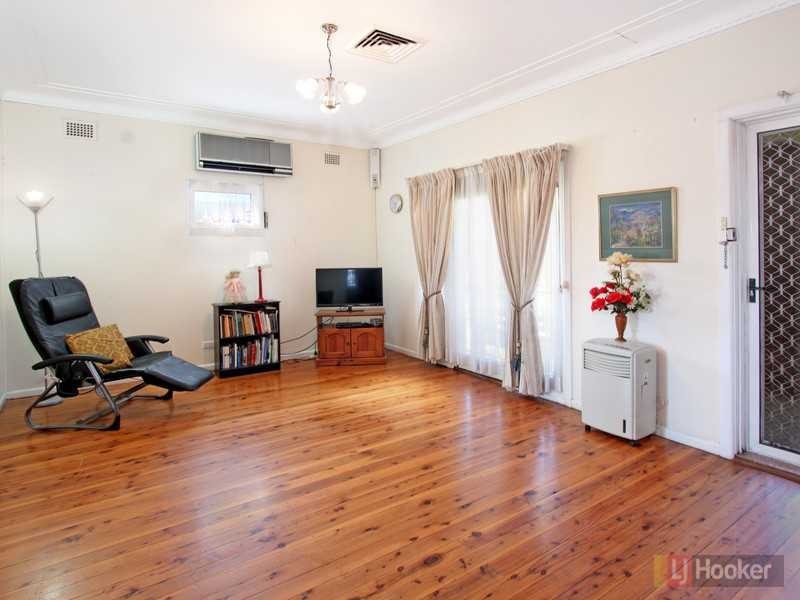 45 Craddock St, Wentworthville NSW 2145