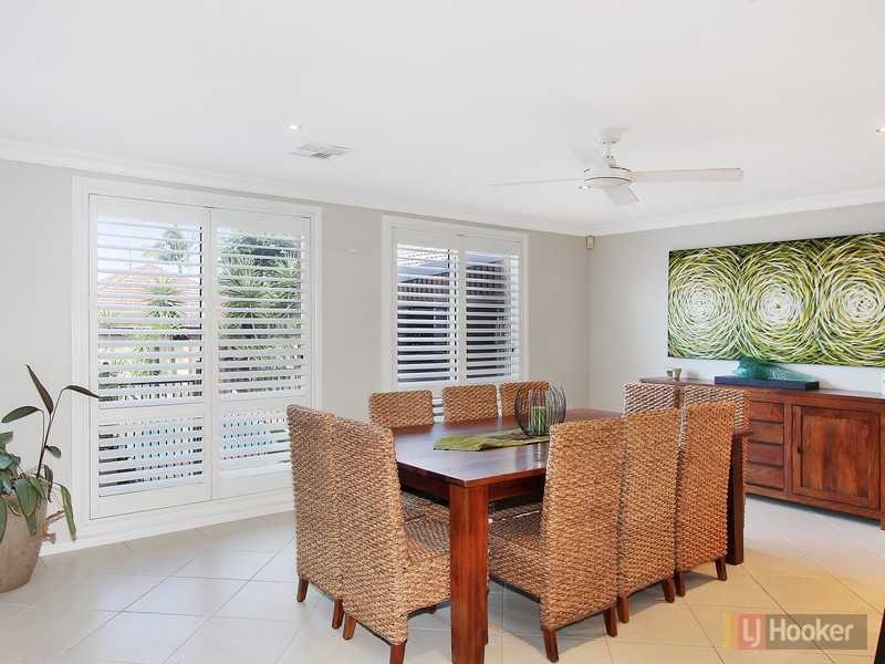 19 Dennis St, Greystanes NSW 2145