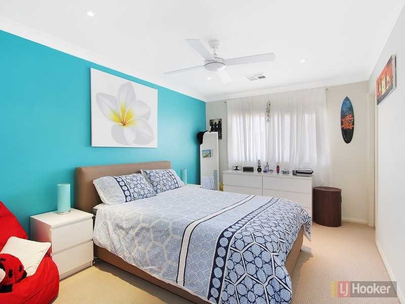 19 Dennis St, Greystanes NSW 2145