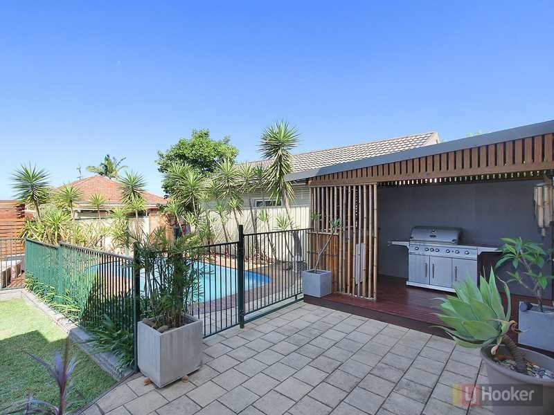 19 Dennis St, Greystanes NSW 2145