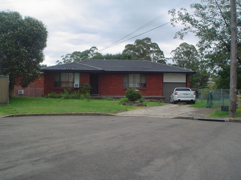 2 Yvonne St, Greystanes NSW 2145