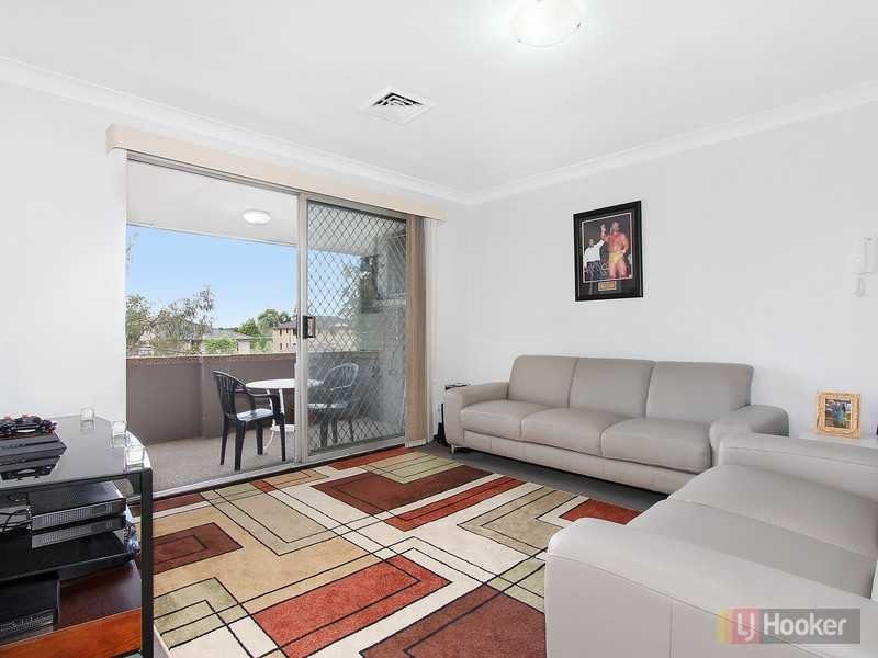 6/454-460 Guildford Rd, Guildford NSW 2161