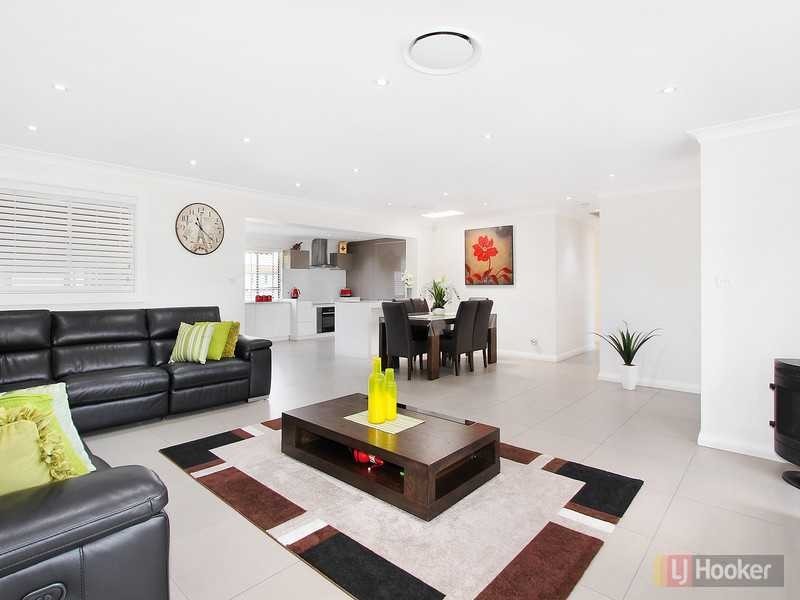 18 Casino Rd, Greystanes NSW 2145