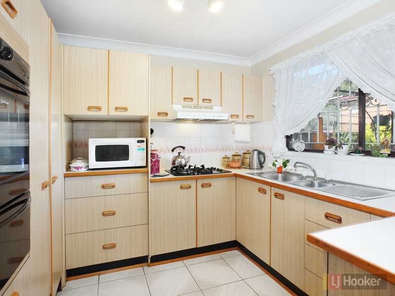 16 Murdock Street, Guildford NSW 2161