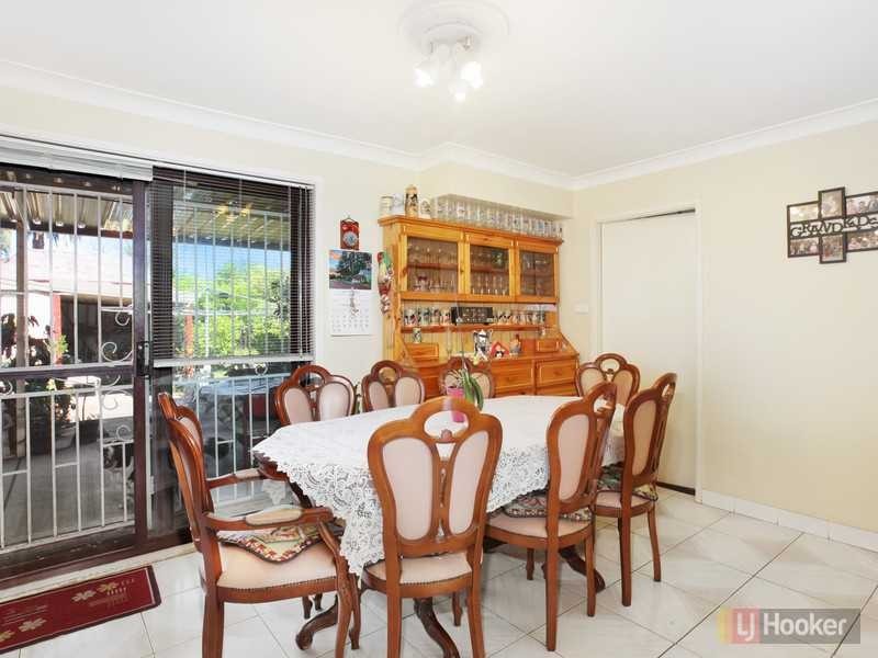 16 Murdock Street, Guildford NSW 2161