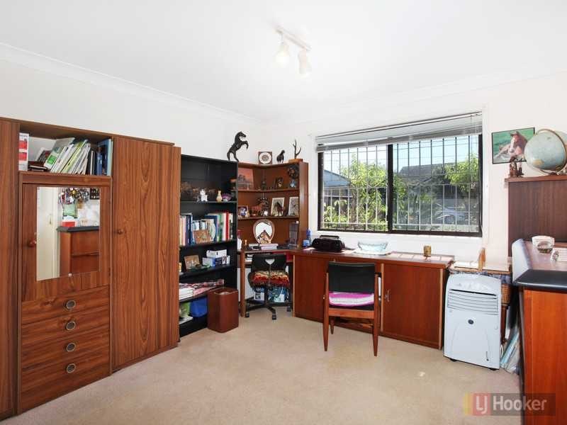 16 Murdock Street, Guildford NSW 2161