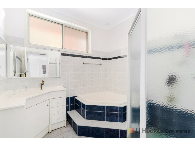 42 Victor Street, Greystanes NSW 2145