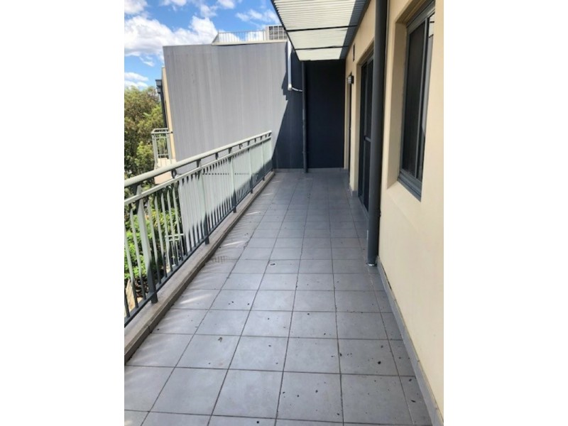 404/1 GRIFFITHS AVENUE, Blacktown NSW 2148