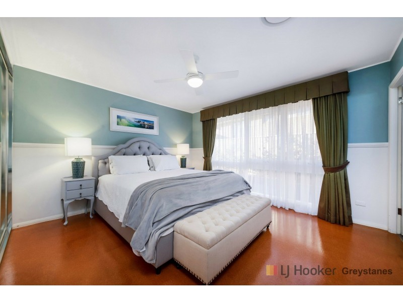 42 Grevillea Crescent, Greystanes NSW 2145