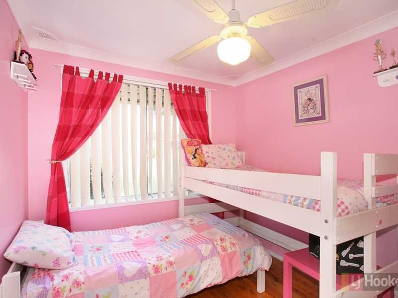 15 Hilton St, Greystanes NSW 2145