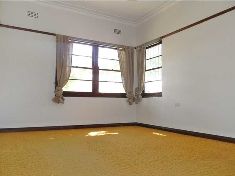 24 Church Avenue, Westmead NSW 2145