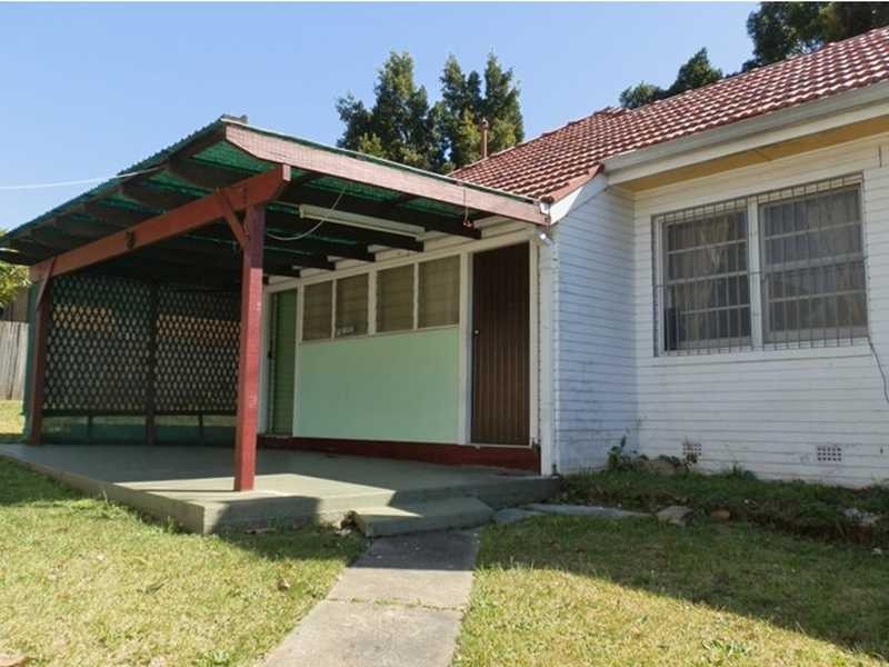 24 Church Avenue, Westmead NSW 2145