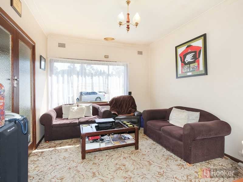 22 Roland St, Greystanes NSW 2145