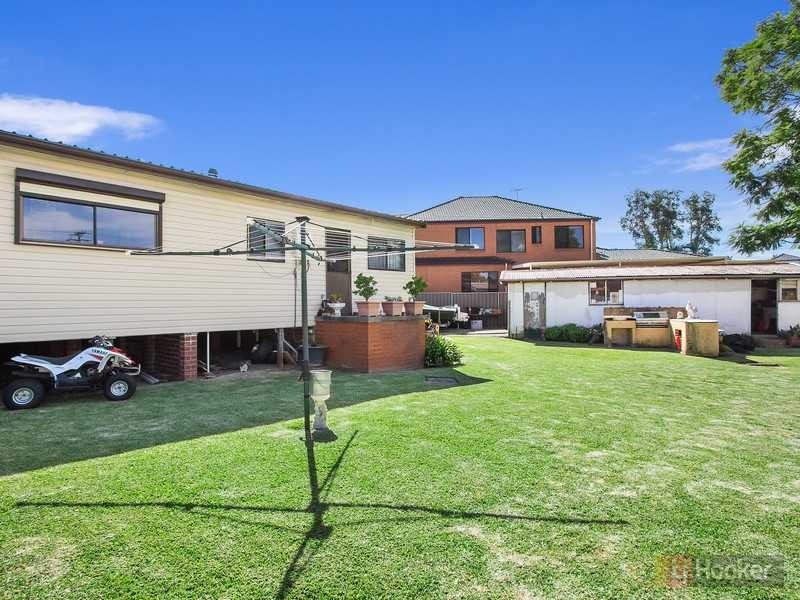 22 Roland St, Greystanes NSW 2145