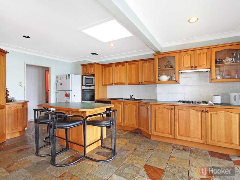 11 Fairfield Road, Woodpark NSW 2164