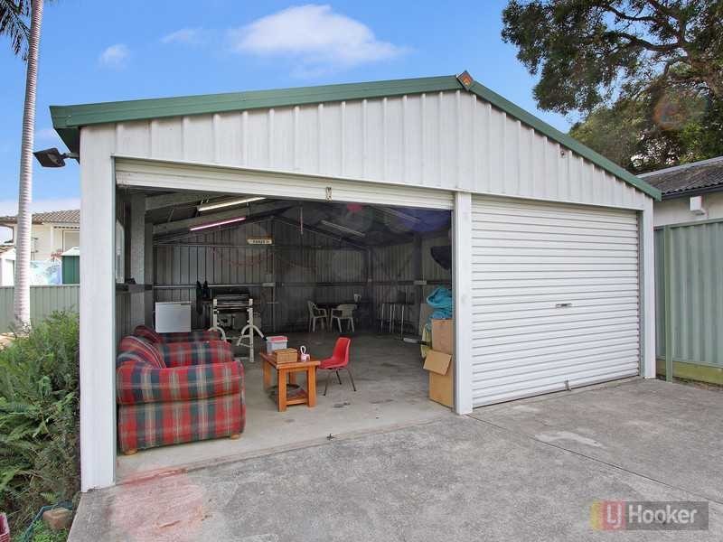 11 Fairfield Road, Woodpark NSW 2164