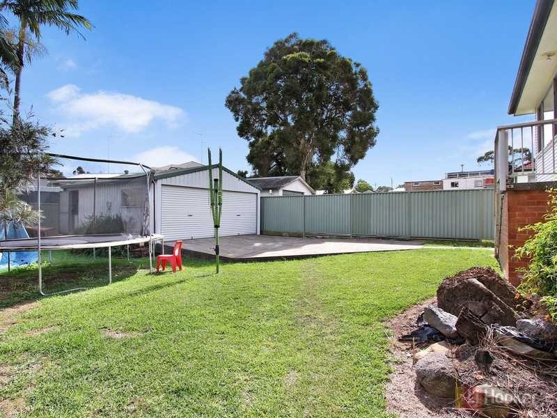 11 Fairfield Road, Woodpark NSW 2164