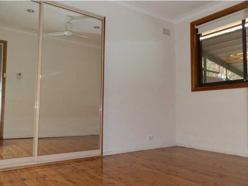 40 Benaud St, Greystanes NSW 2145