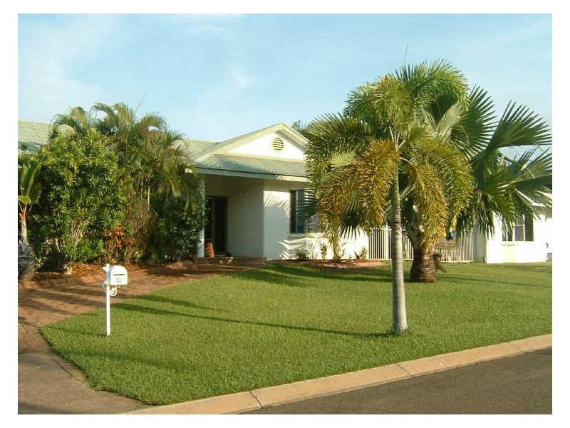 10 Lobelia Court, Rosebery NT 0832