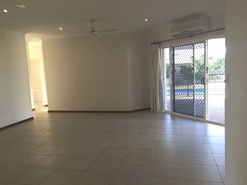 34 Richards Crescent, Rosebery NT 0832