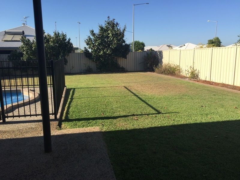34 Richards Crescent, Rosebery NT 0832
