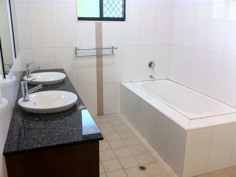 1/14 Hannibal Crescent, Gray NT 0830