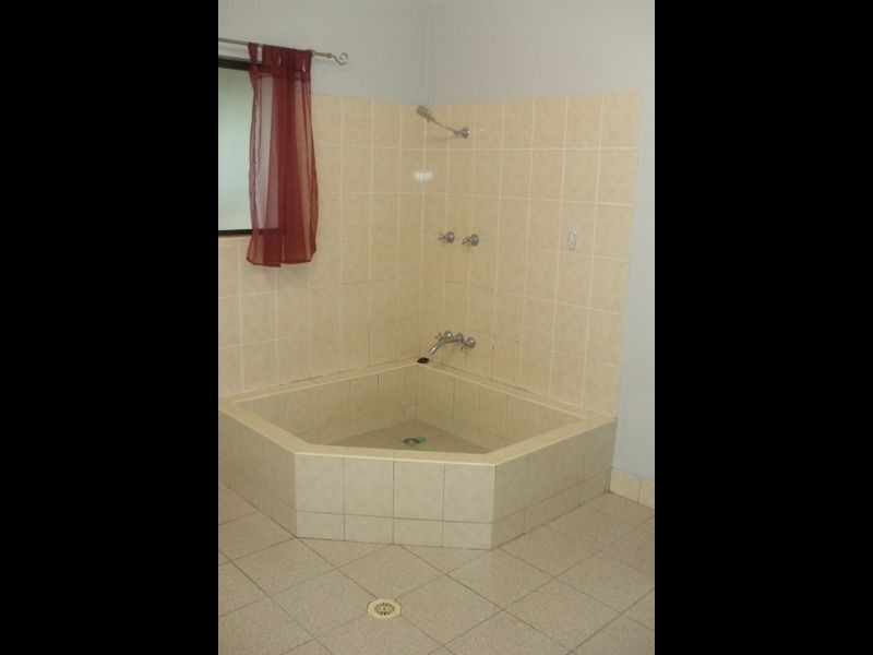 2 Luther Court, Gray NT 0830