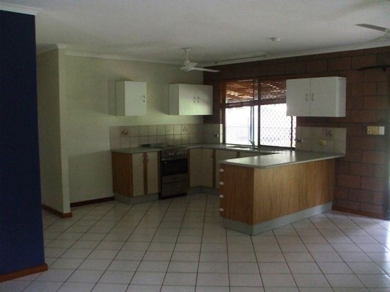 4 Rennie Court, Moulden NT 0830