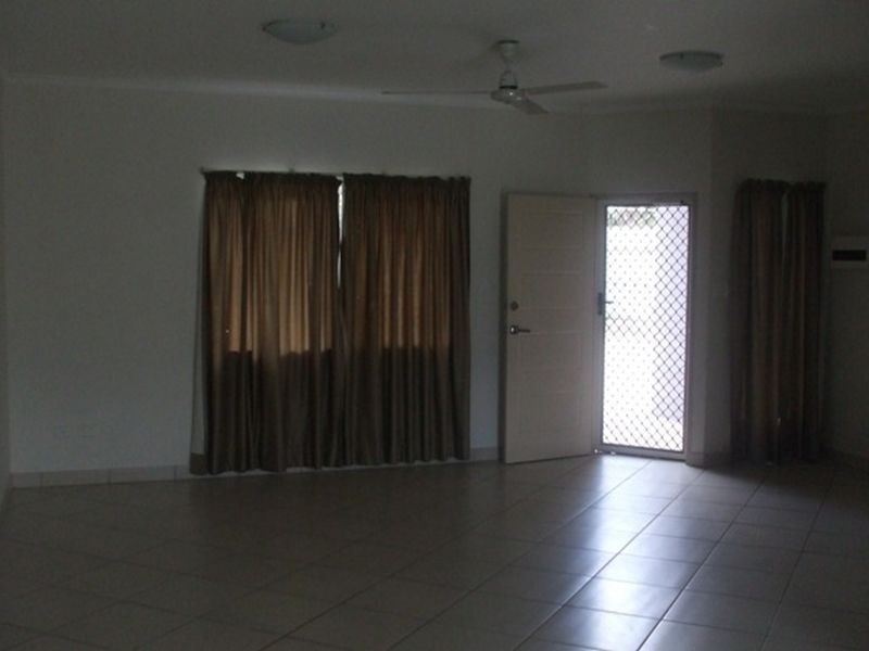 2/8 Loy Place, Rosebery NT 0832